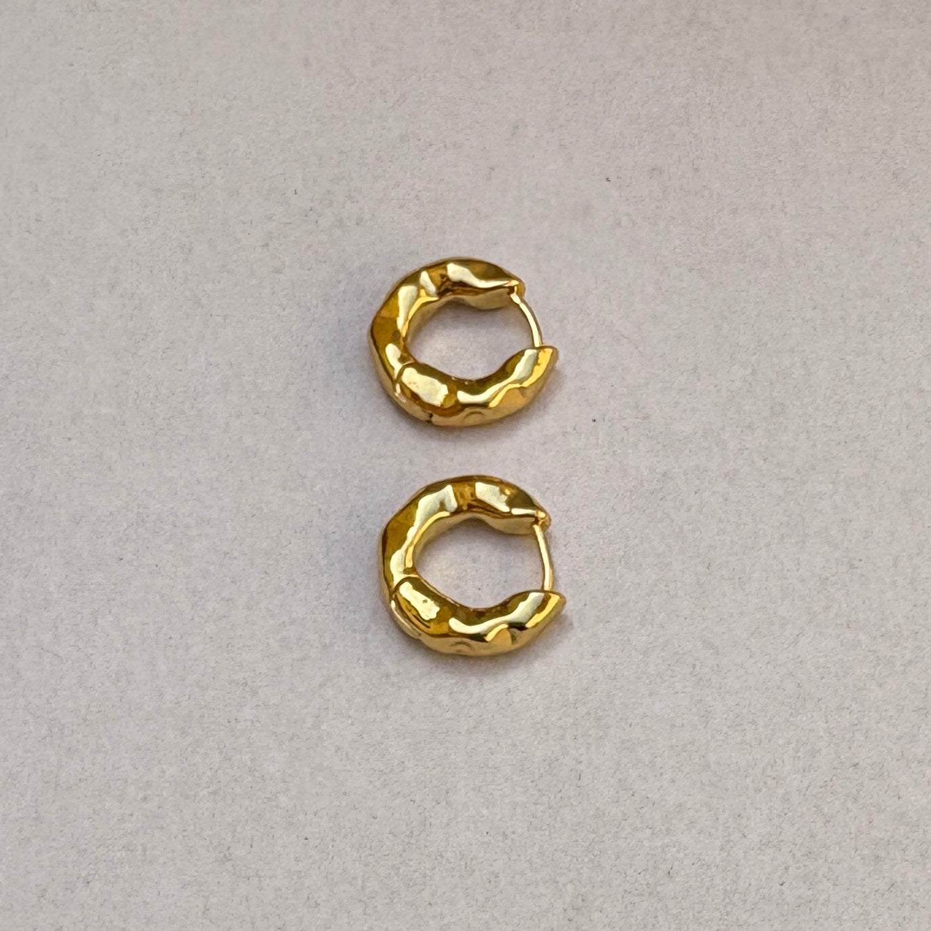 Pendientes Asimétricos