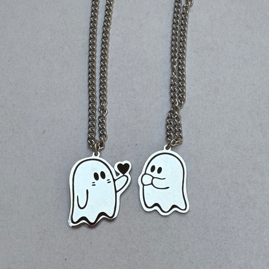 Collar Fantasmas Enamorados